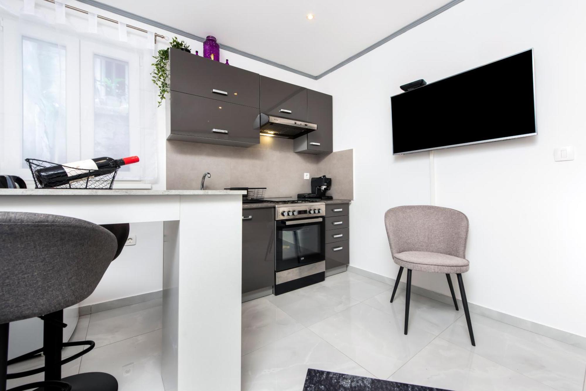 Apartment Leo โรวีน ภายนอก รูปภาพ
